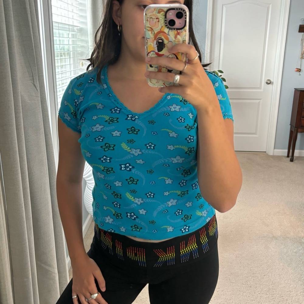 Vintage Y2K Top No Boundaries XS Short Sleeve Baby Tee Printed Floral Cr…